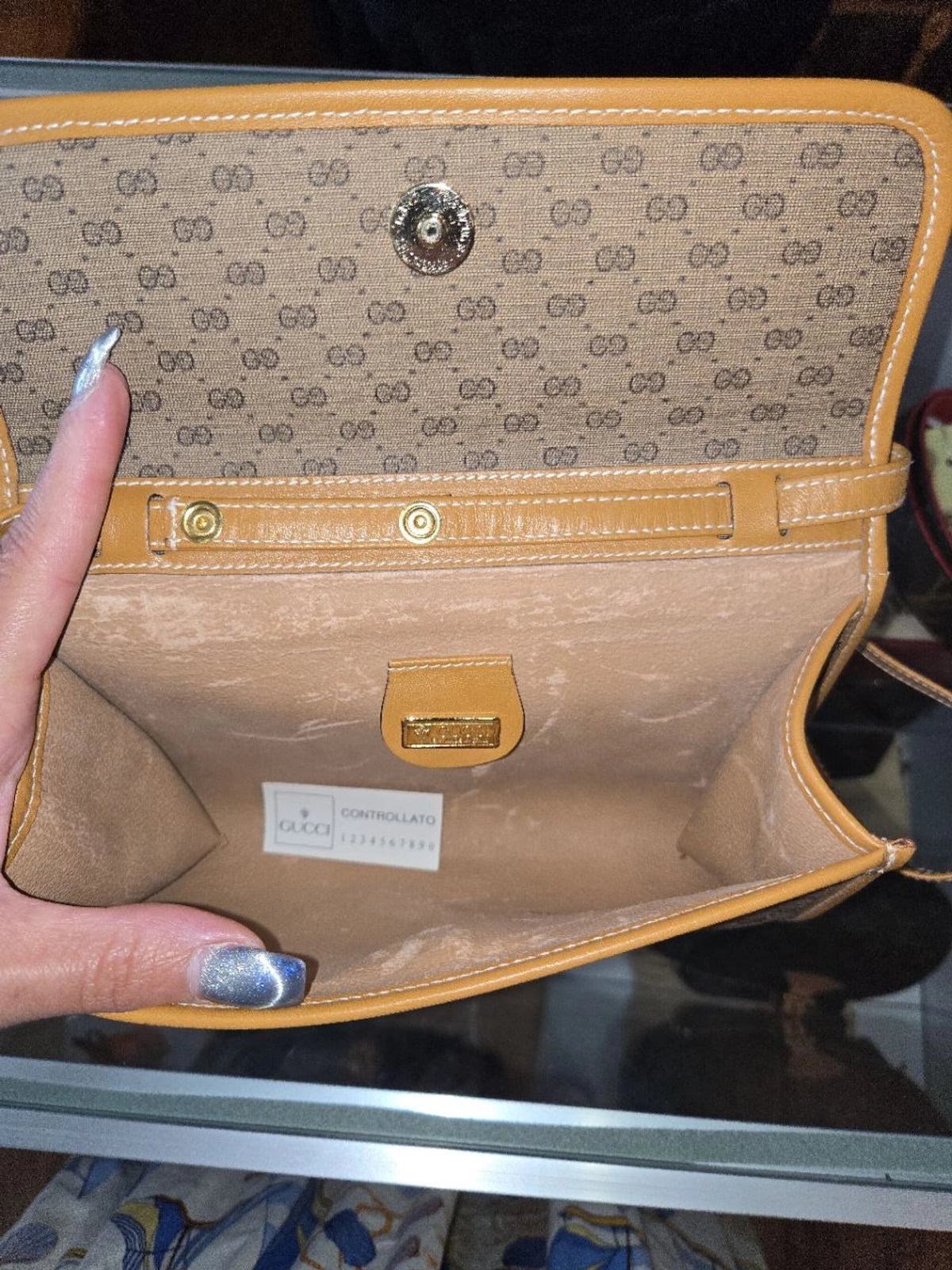 Gucci Supreme GG Shoulder Bag NA