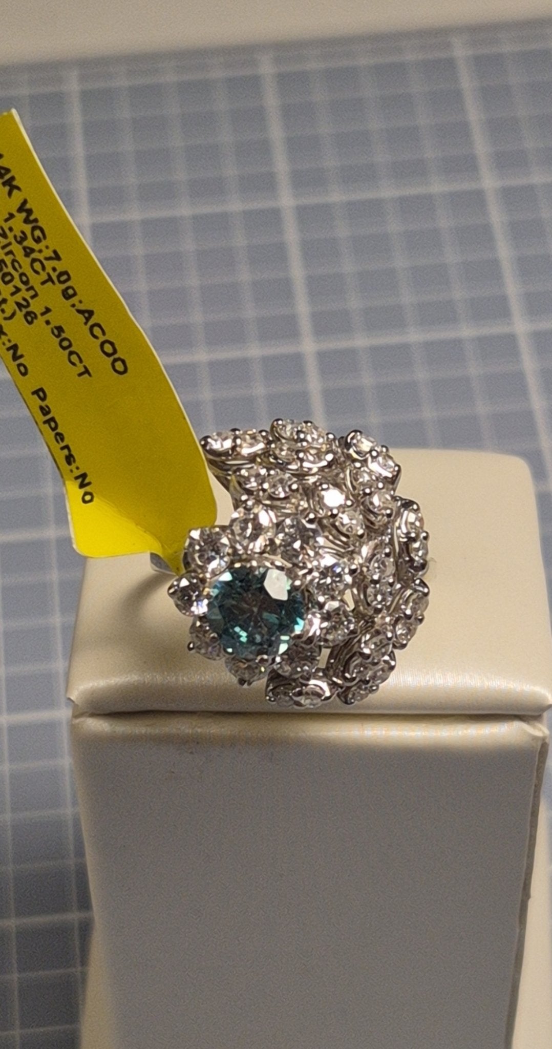 14k White Gold Zircon Diamond Cluster Ring