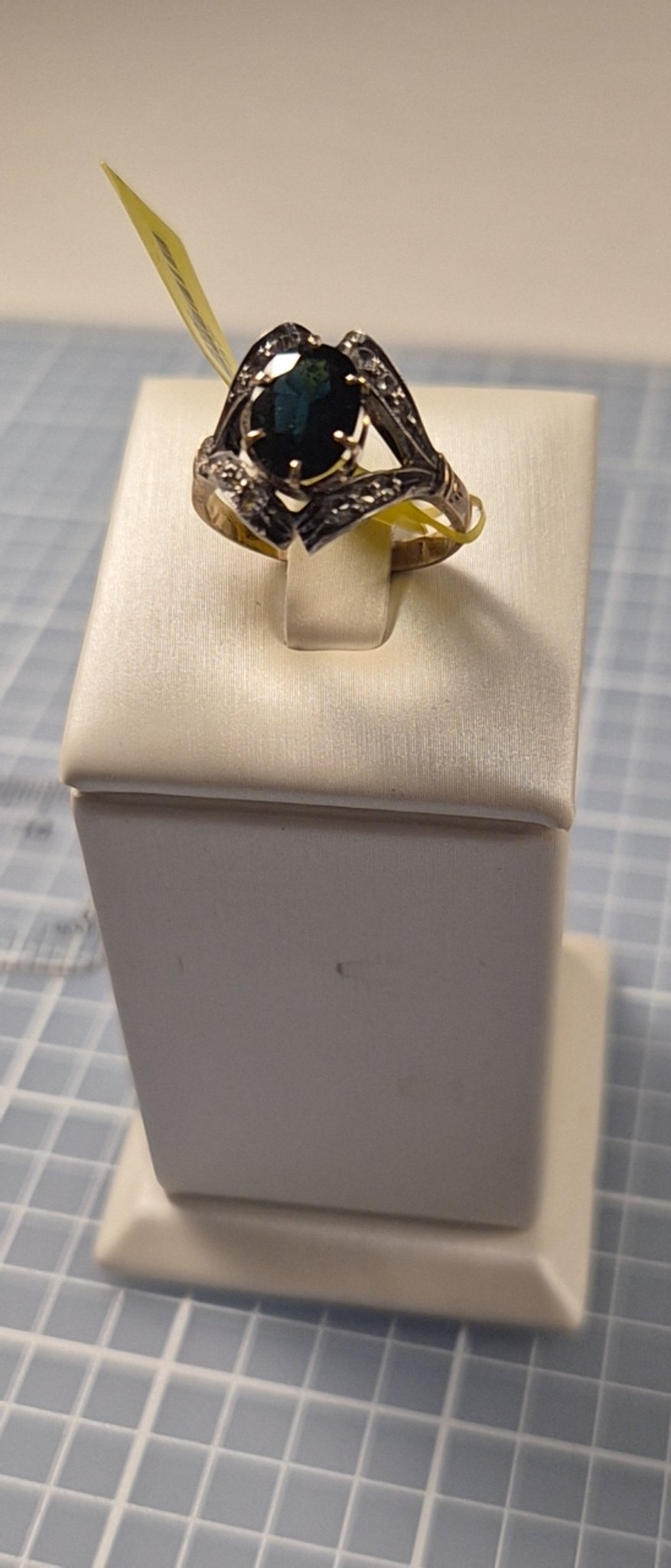 Green Tourmaline and Diamond Ring
