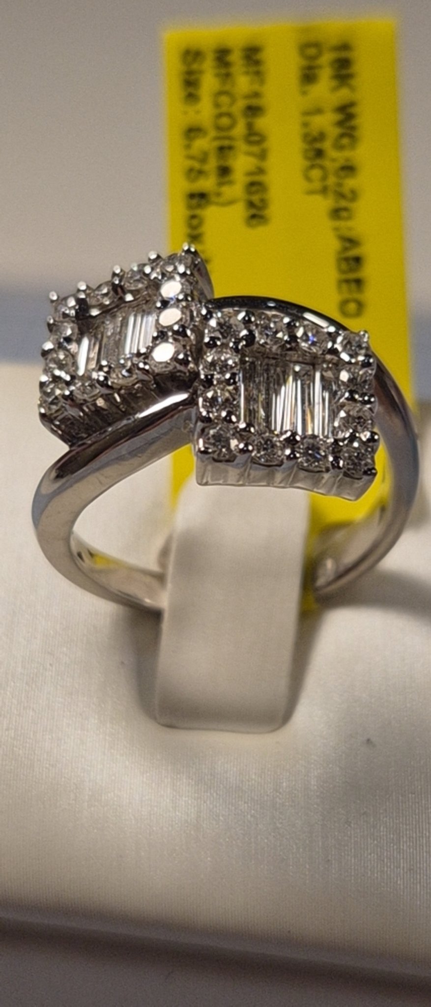 18k White Gold 1.35ct Diamond Two-Stone Ring