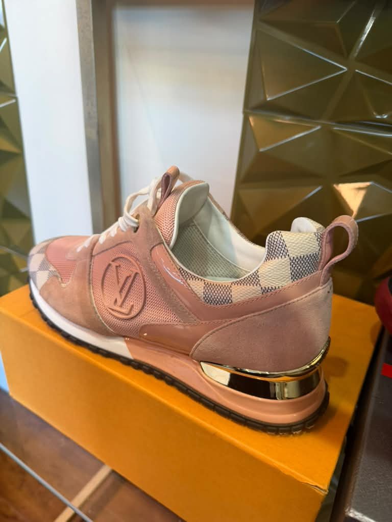 Louis Vuitton Pink Sneaker