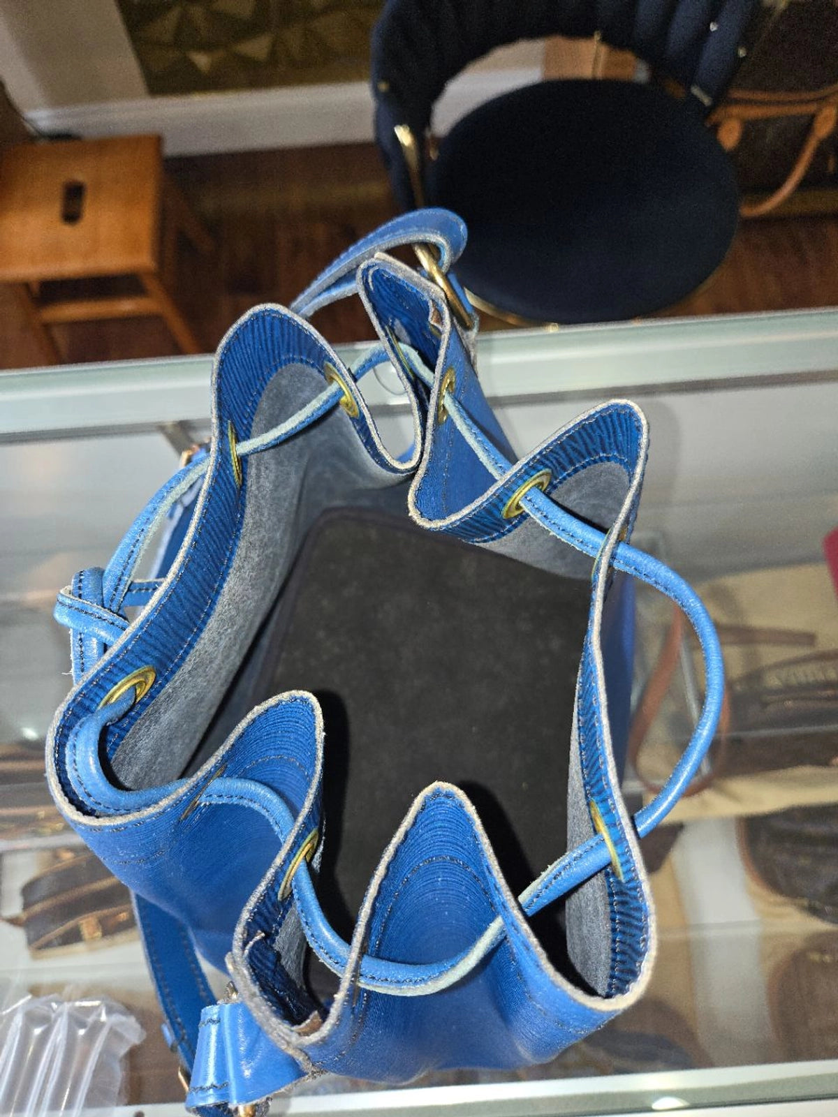 Louis Vuitton epi blue Petite Noe NA