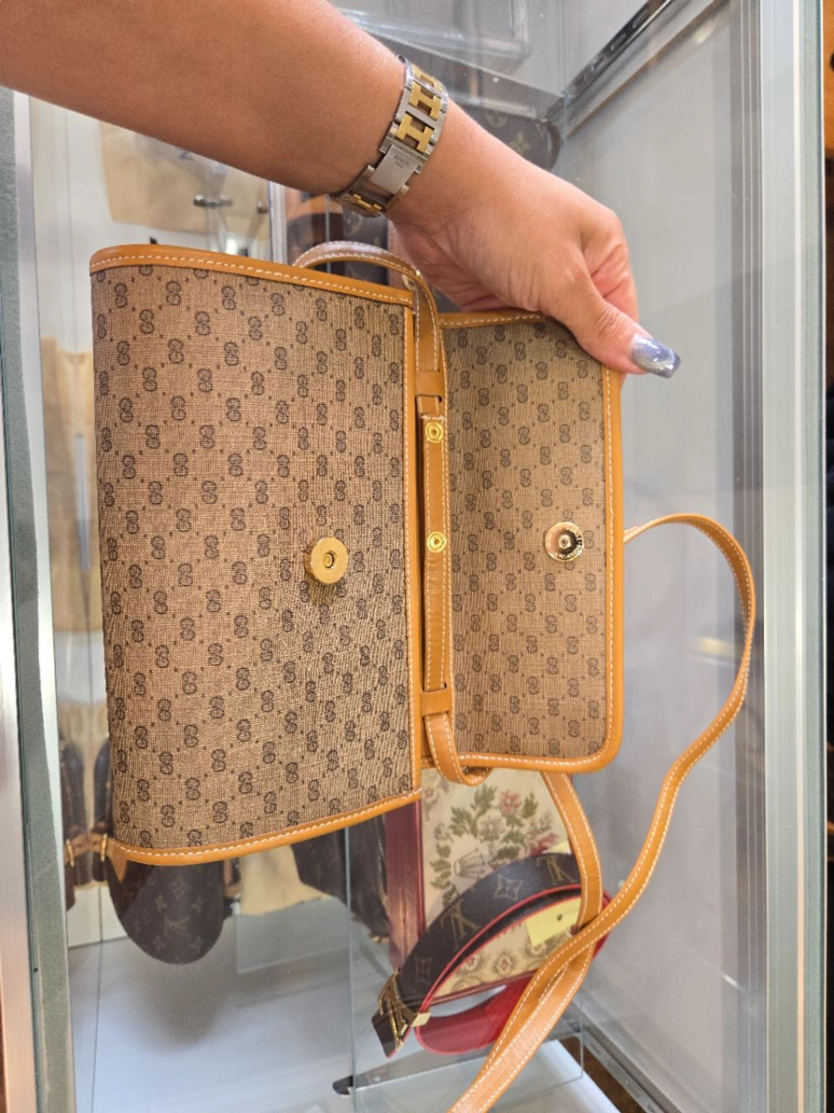 Gucci Supreme GG Shoulder Bag NA