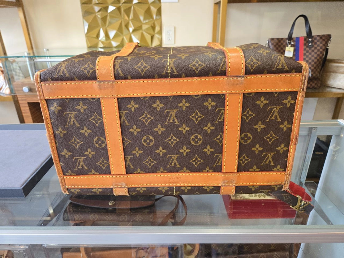 Louis Vuitton T Sac Chein NA