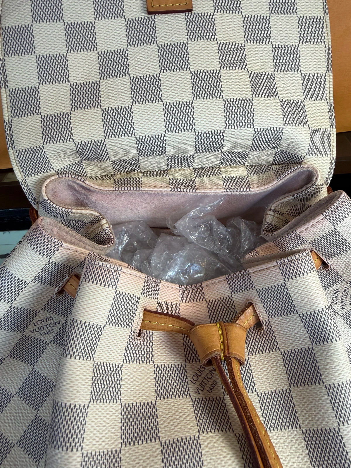 Louis Vuitton Sperone