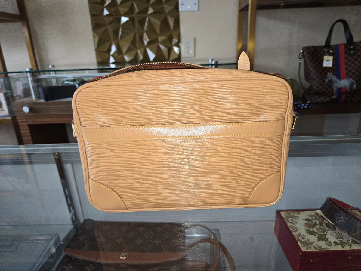 Louis Vuitton Trocadero Epi Crossbody NA