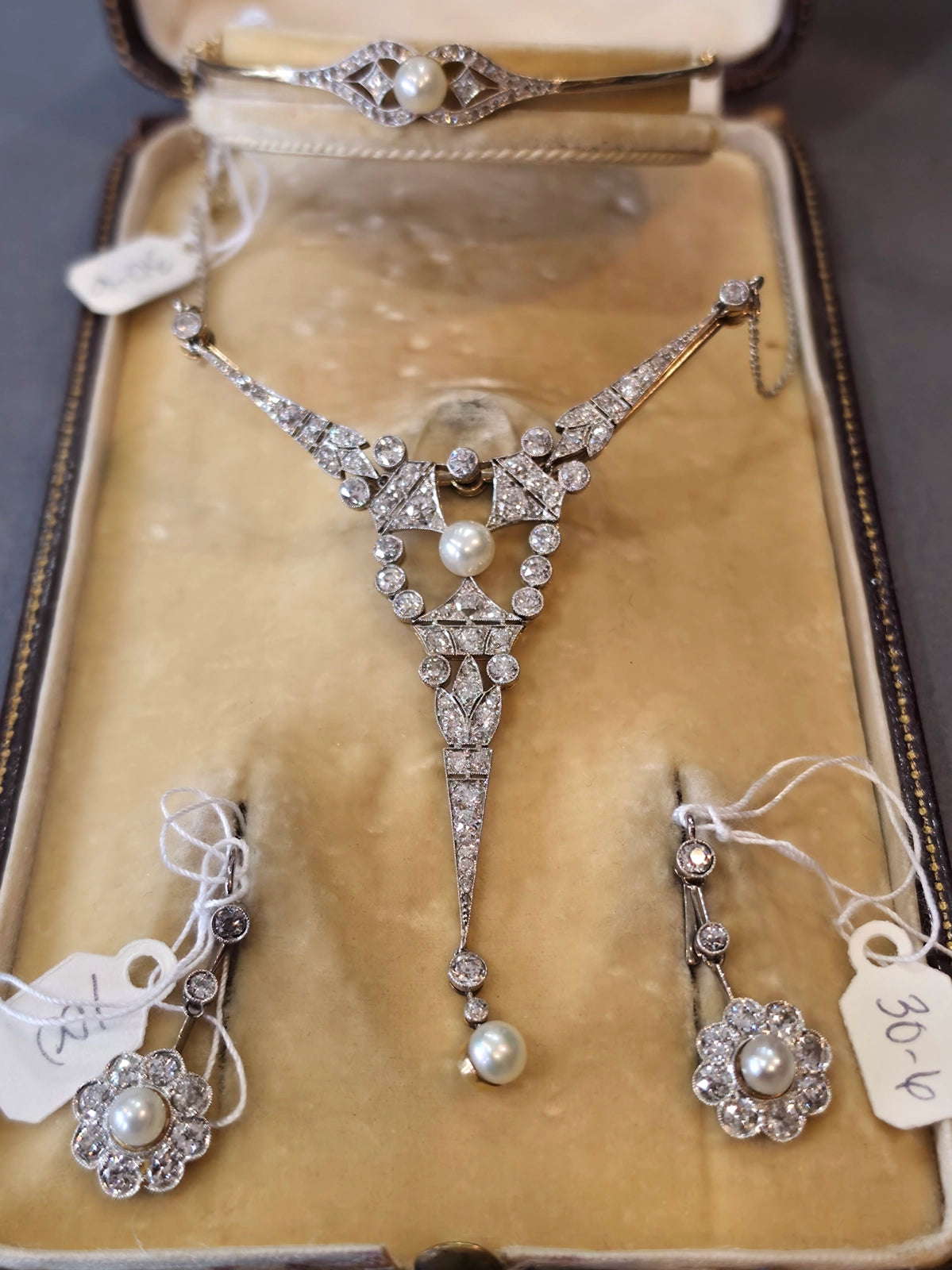 Deco Bridal set S1073 with Box