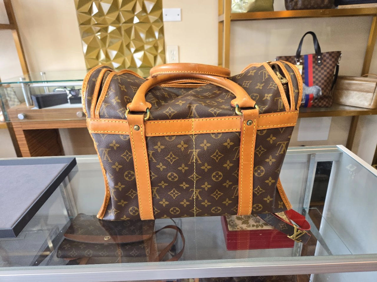 Louis Vuitton T Sac Chein NA