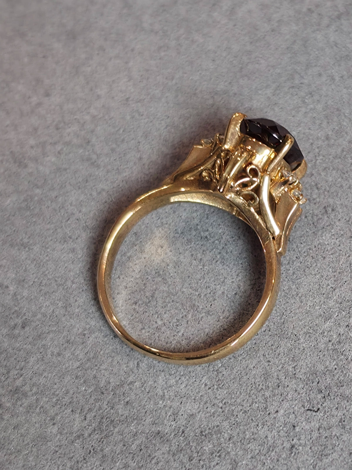9ct gold, Garnet and Diamond ring