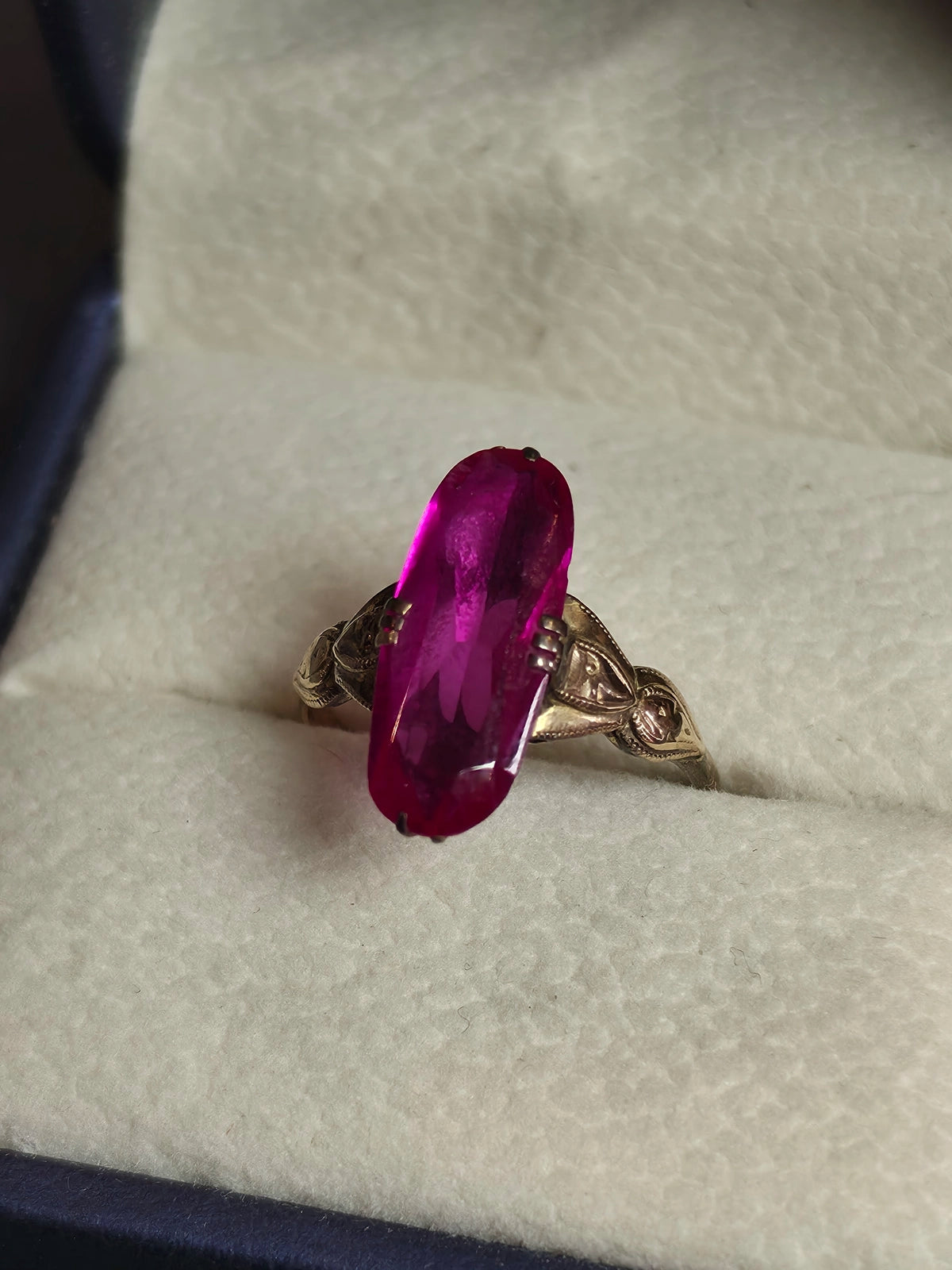 Antique 18kt gold ring