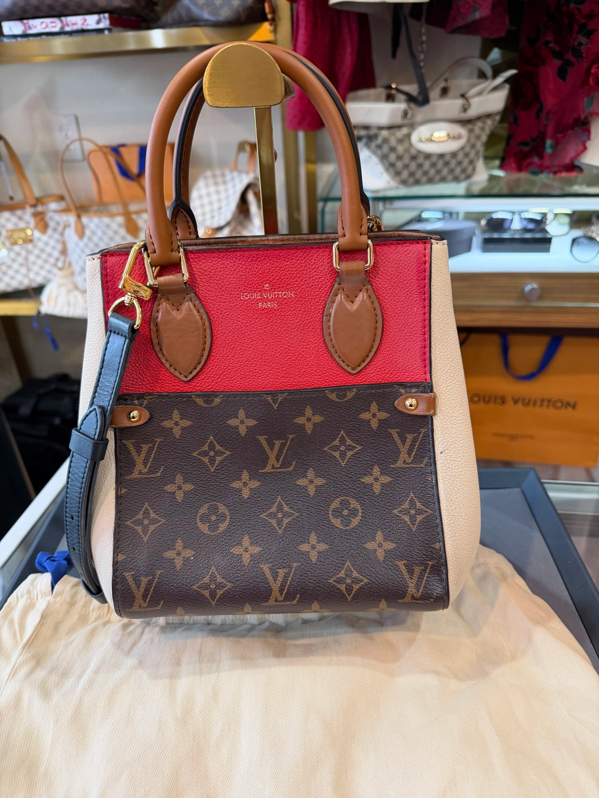 Louis Vuitton Ford M45389 Papers