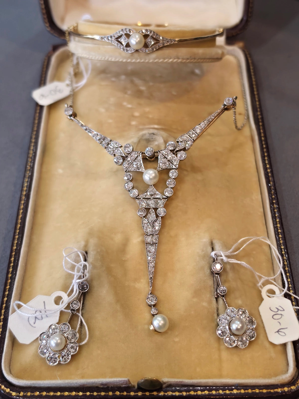 Deco Bridal set S1073 with Box